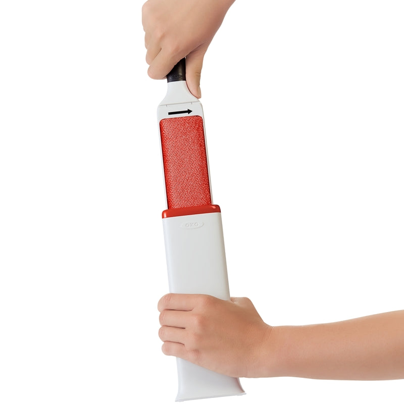 OXO - FURLIFTER FURNITURE BRUSH