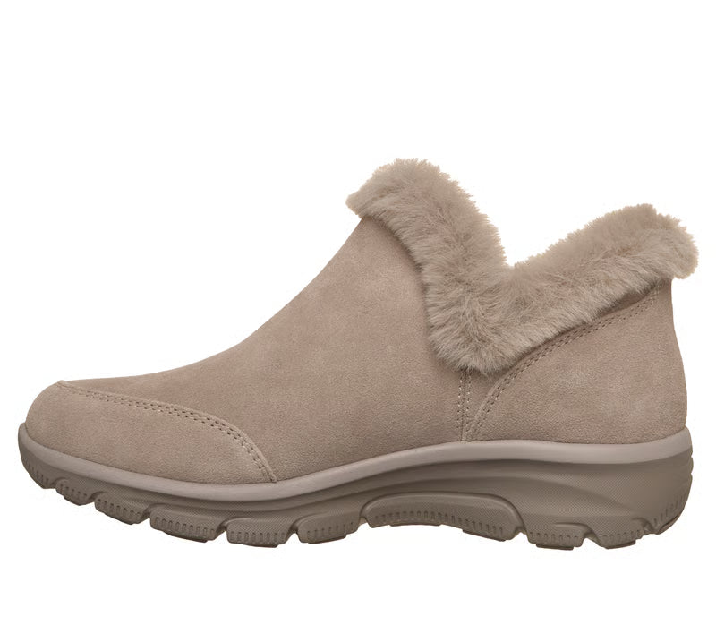 SKECHERS - WOMEN'S EASY GOING FALL FEELING BOOTIE