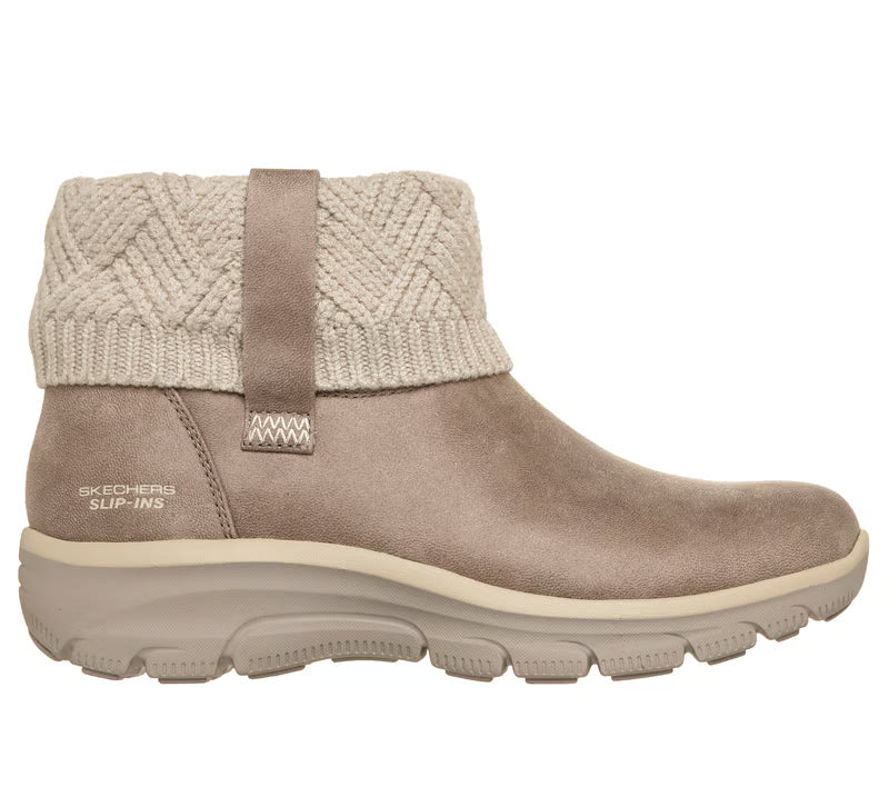SKECHERS - WOMEN'S EASY GOING COZY BOOT