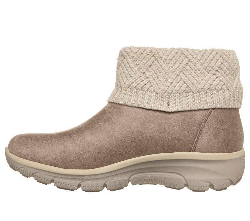 SKECHERS - WOMEN'S EASY GOING COZY BOOT