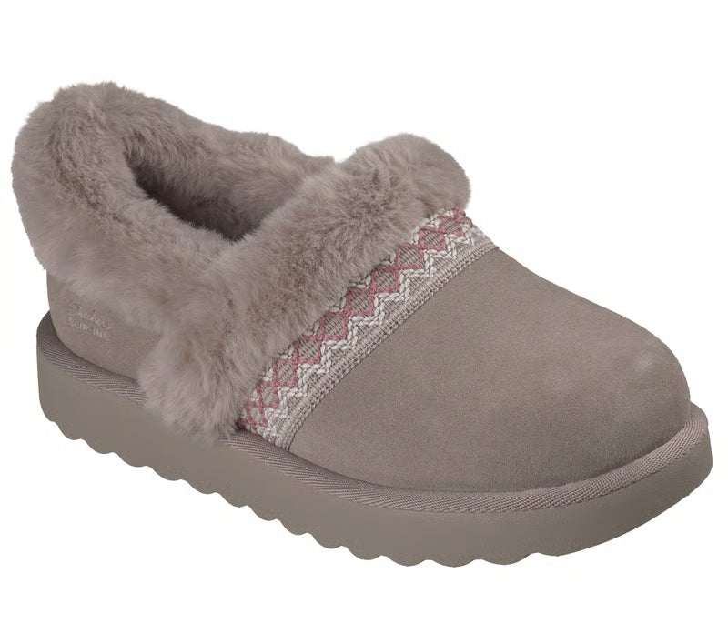 SKECHERS - WOMEN'S COZY CHATEAU - SOFT LOUNGE SLIPPER