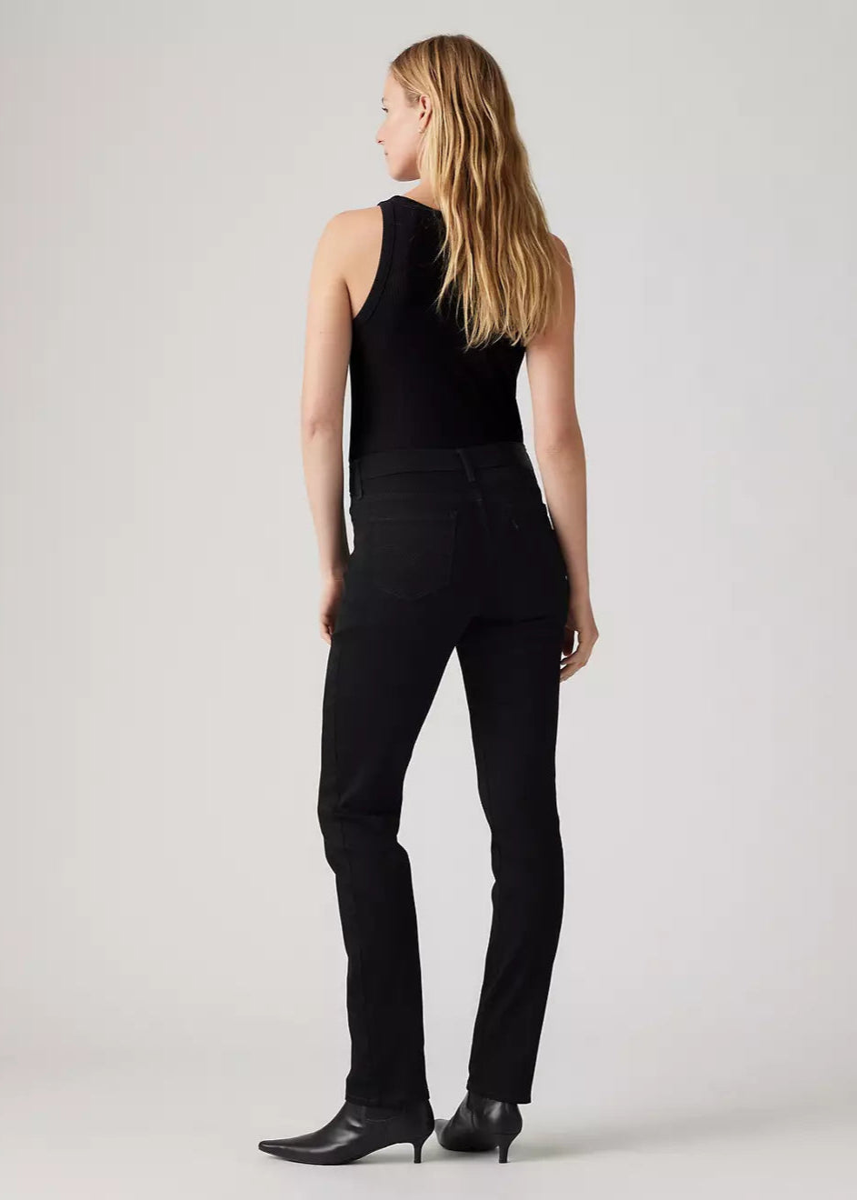 LEVI - WOMEN'S 312 SHAPING SLIM JEAN
