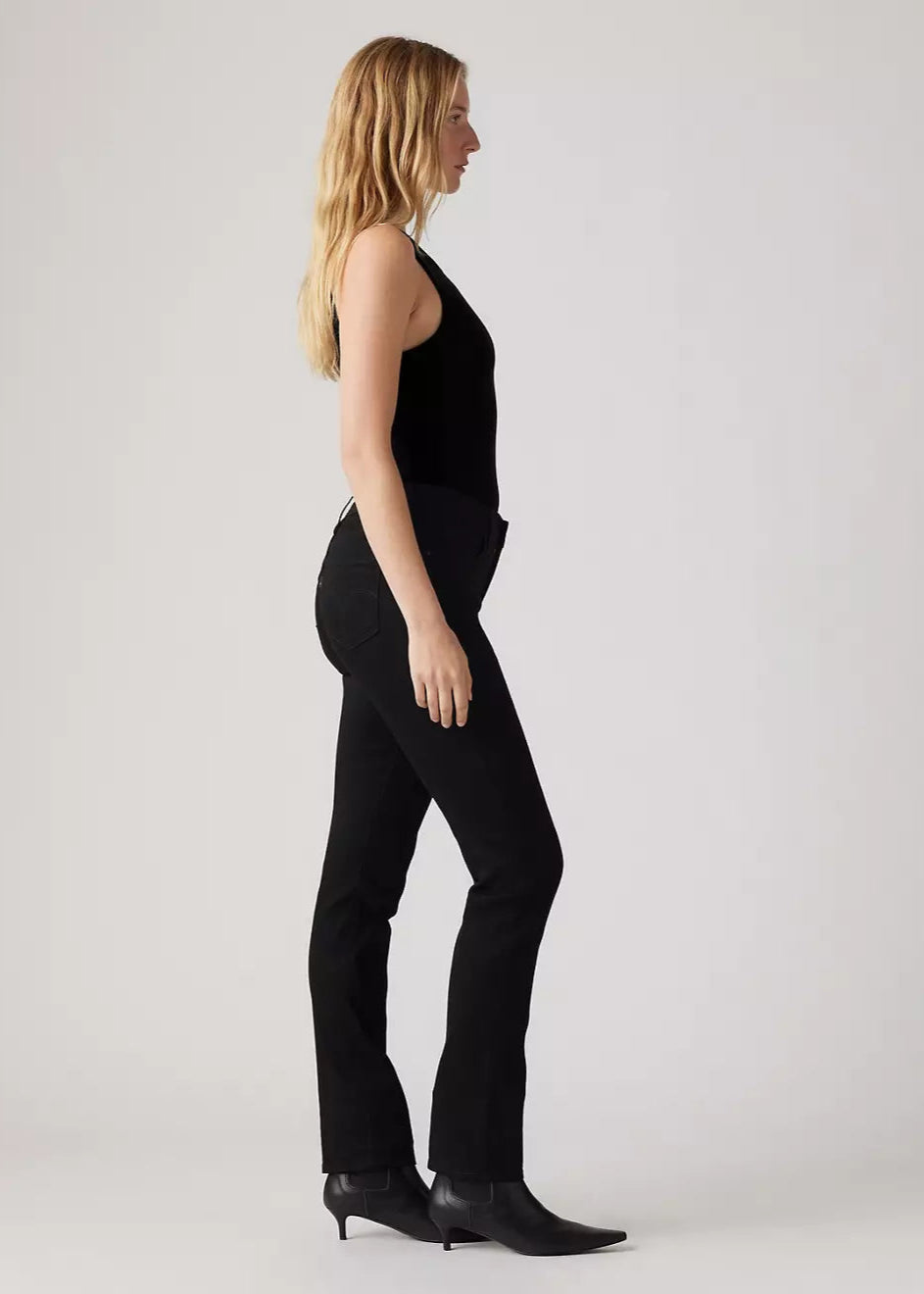 LEVI - WOMEN'S 312 SHAPING SLIM JEAN