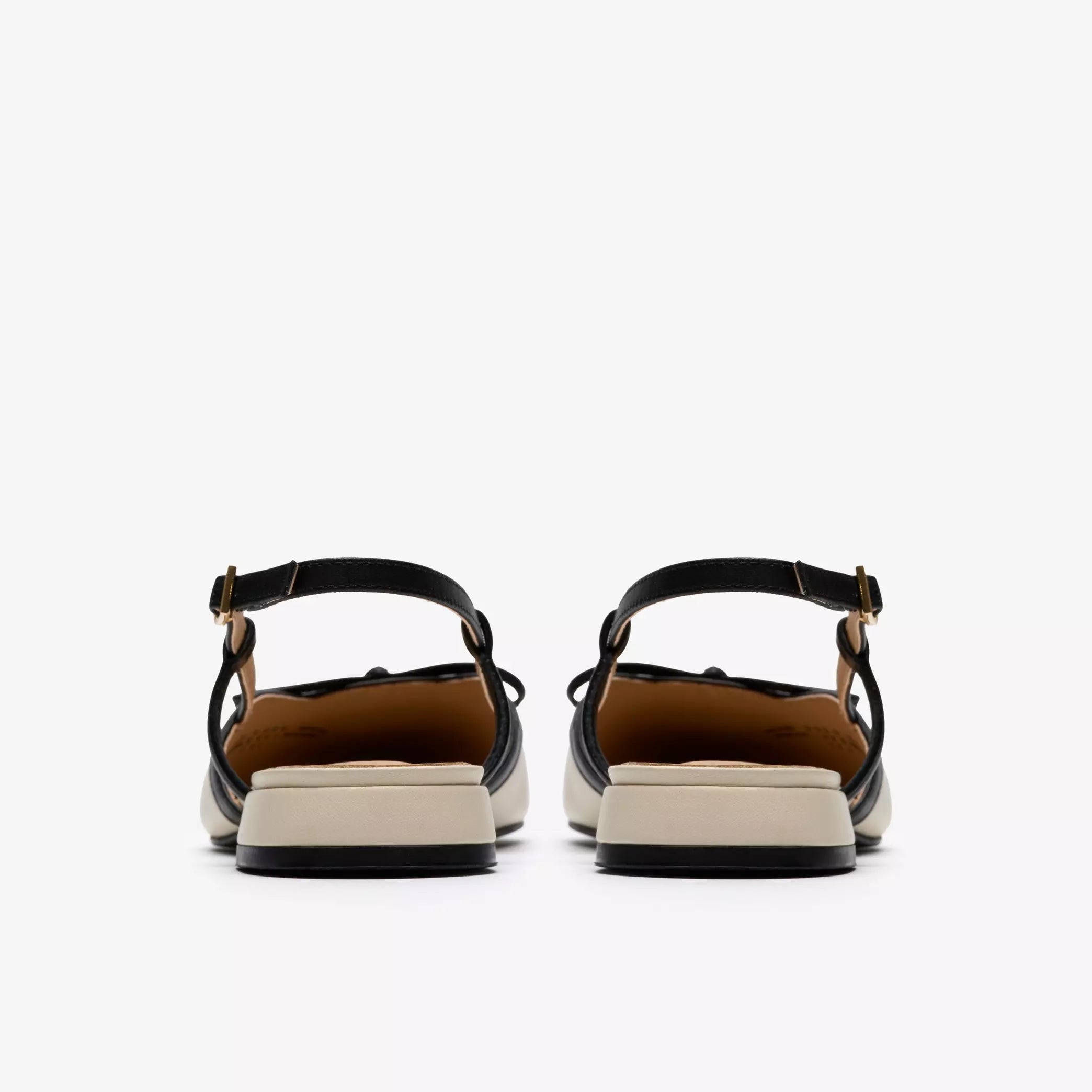 CLARKS - SENSA15 BOW