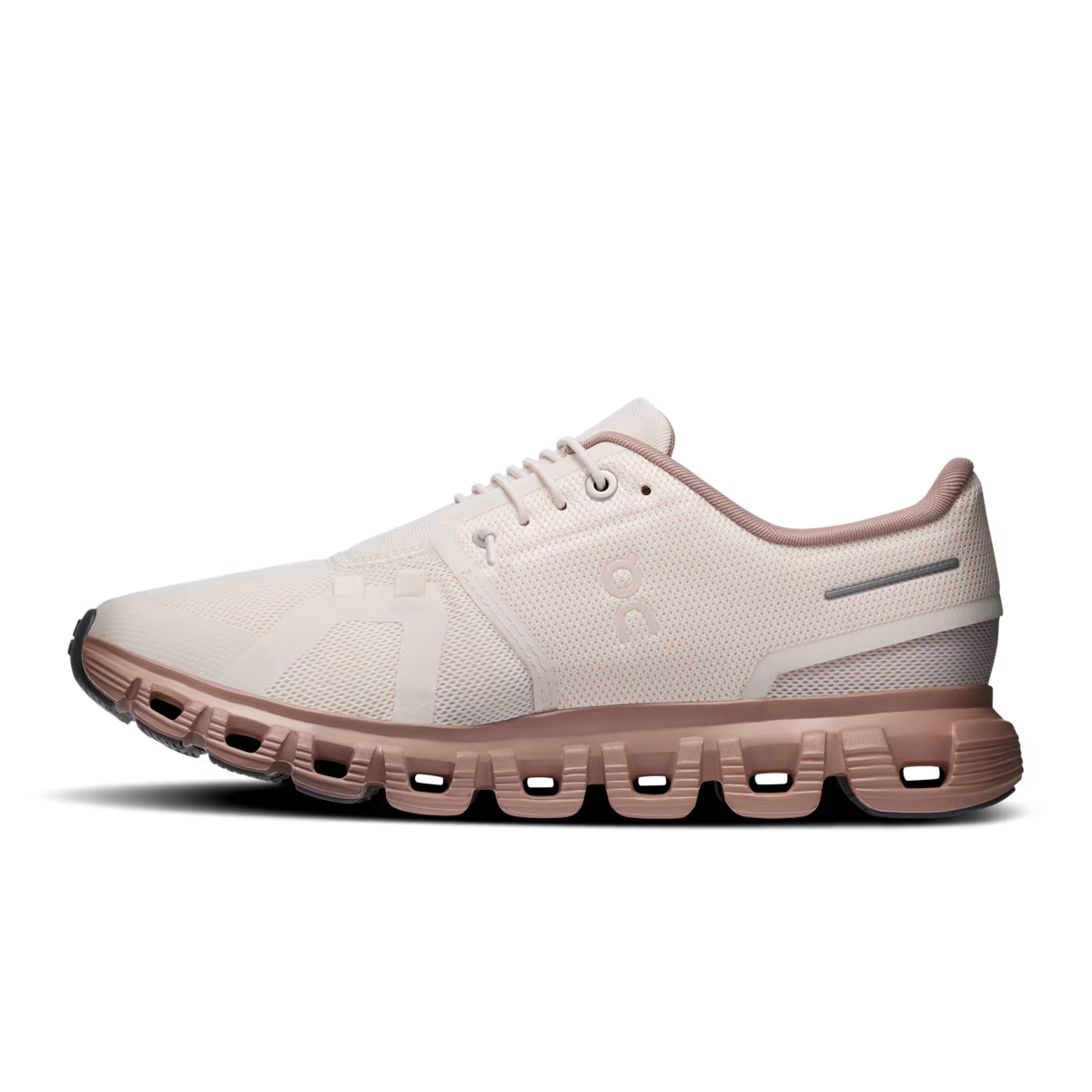 ON RUNNING - WOMEN'S CLOUD 6 W OYSTER | BISCUIT