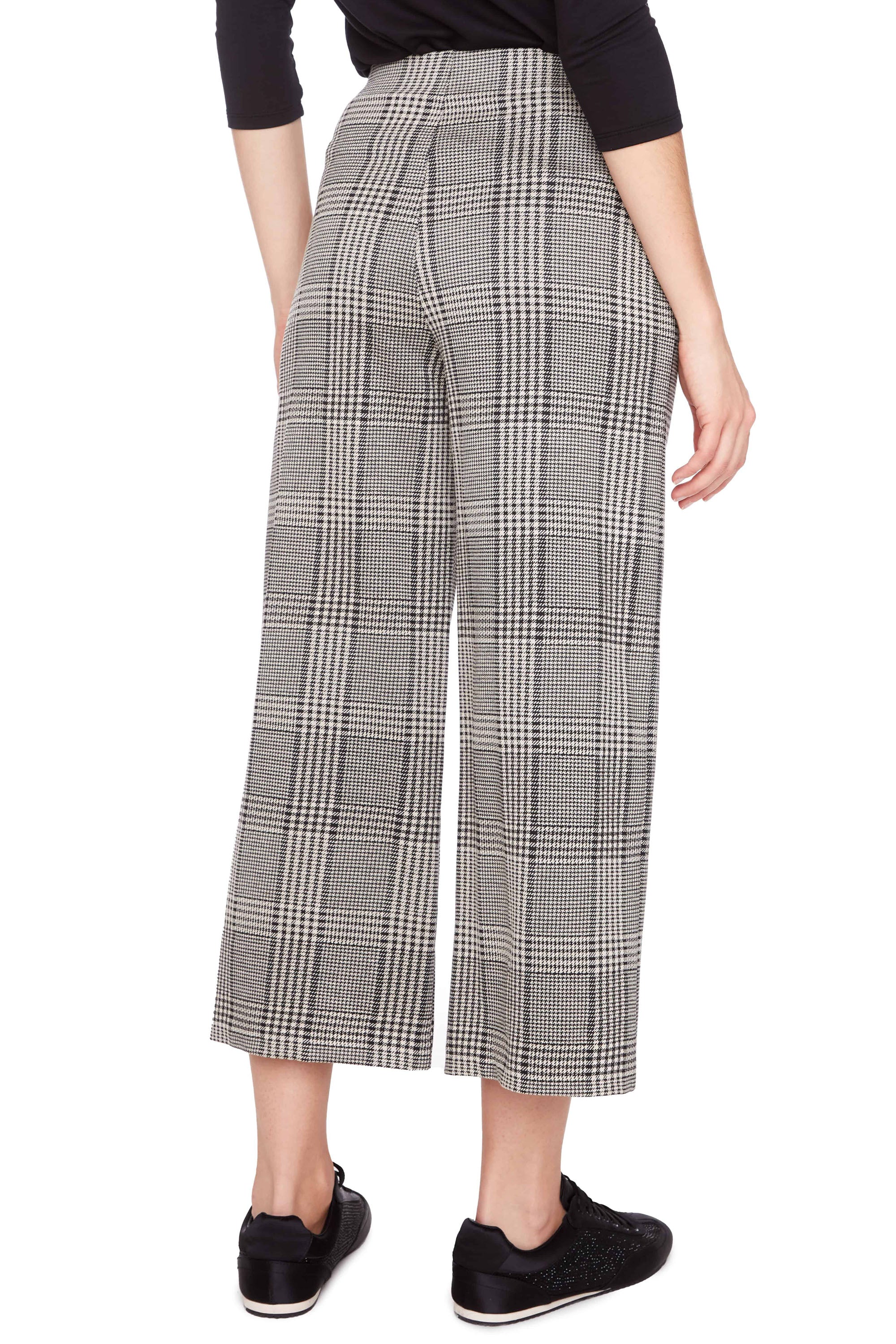 UP! PANT- WOMEN'S BEIGE PLAID KNIT CROPPED GAUCHO PANT