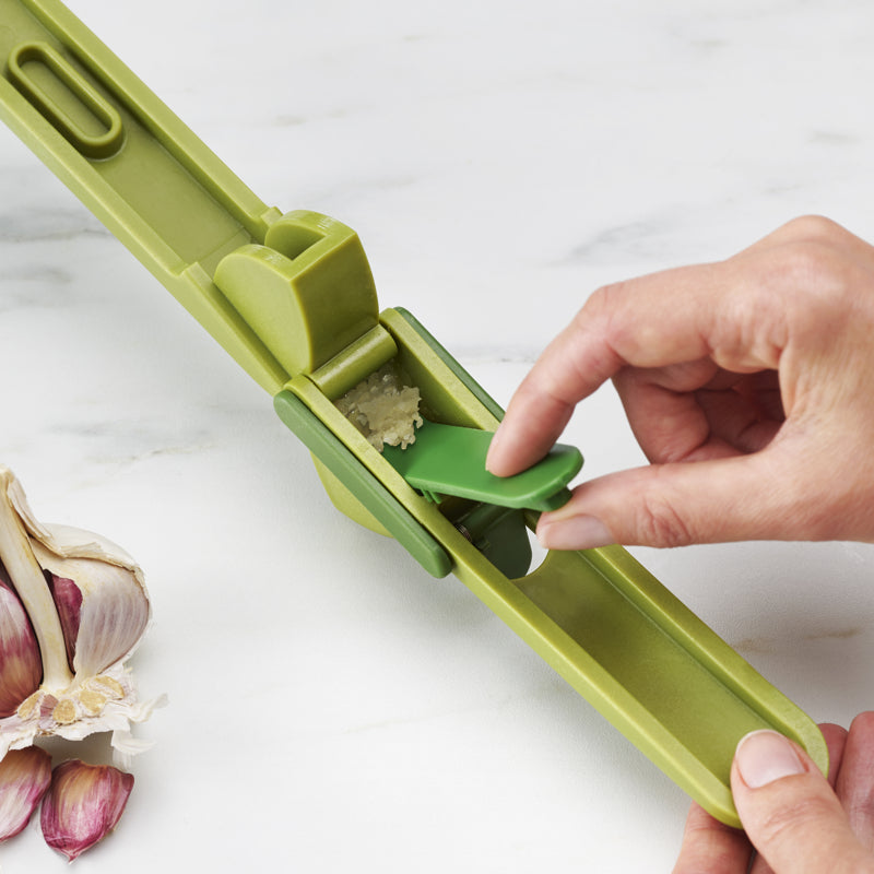 JOSEPH JOSEPH - CLEAN FORCE GARLIC PRESS