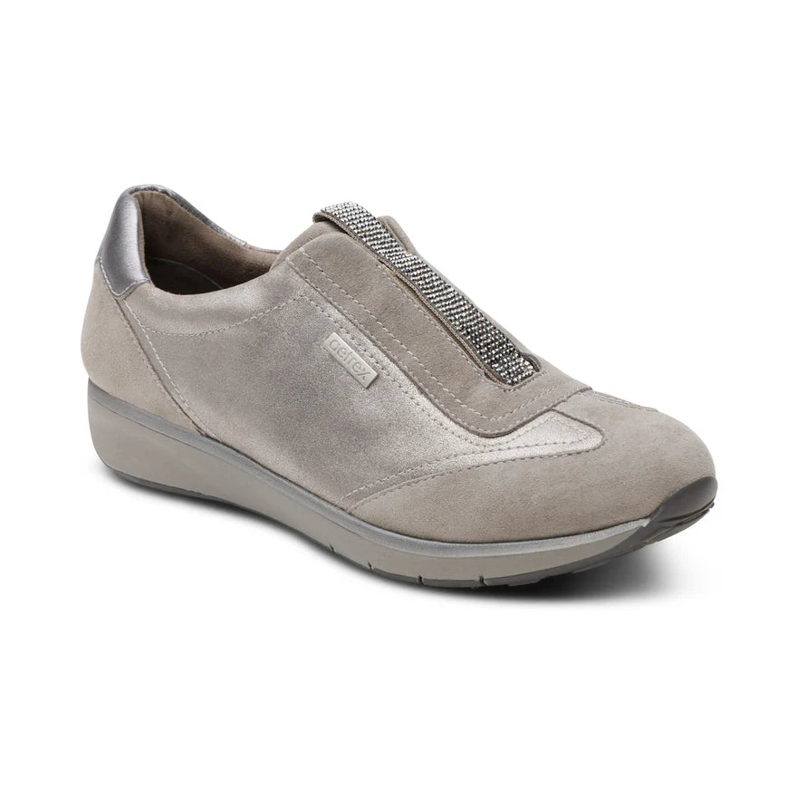 AETREX- WOMEN'S MEGAN ATCH SUPPORT SNEAKER