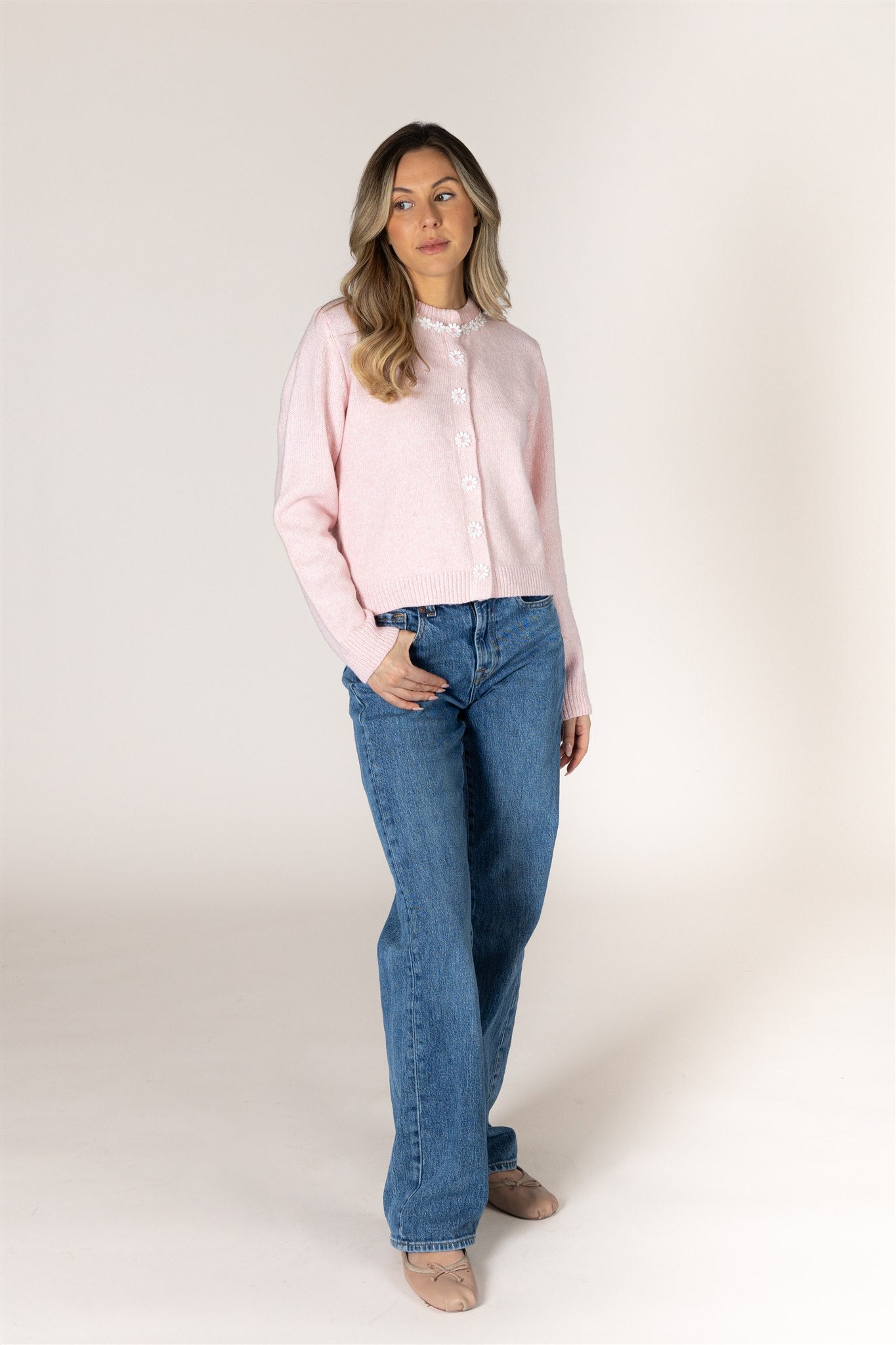 LYLA & LUXE - AISHADSY NOVELTY DAISY CARDI