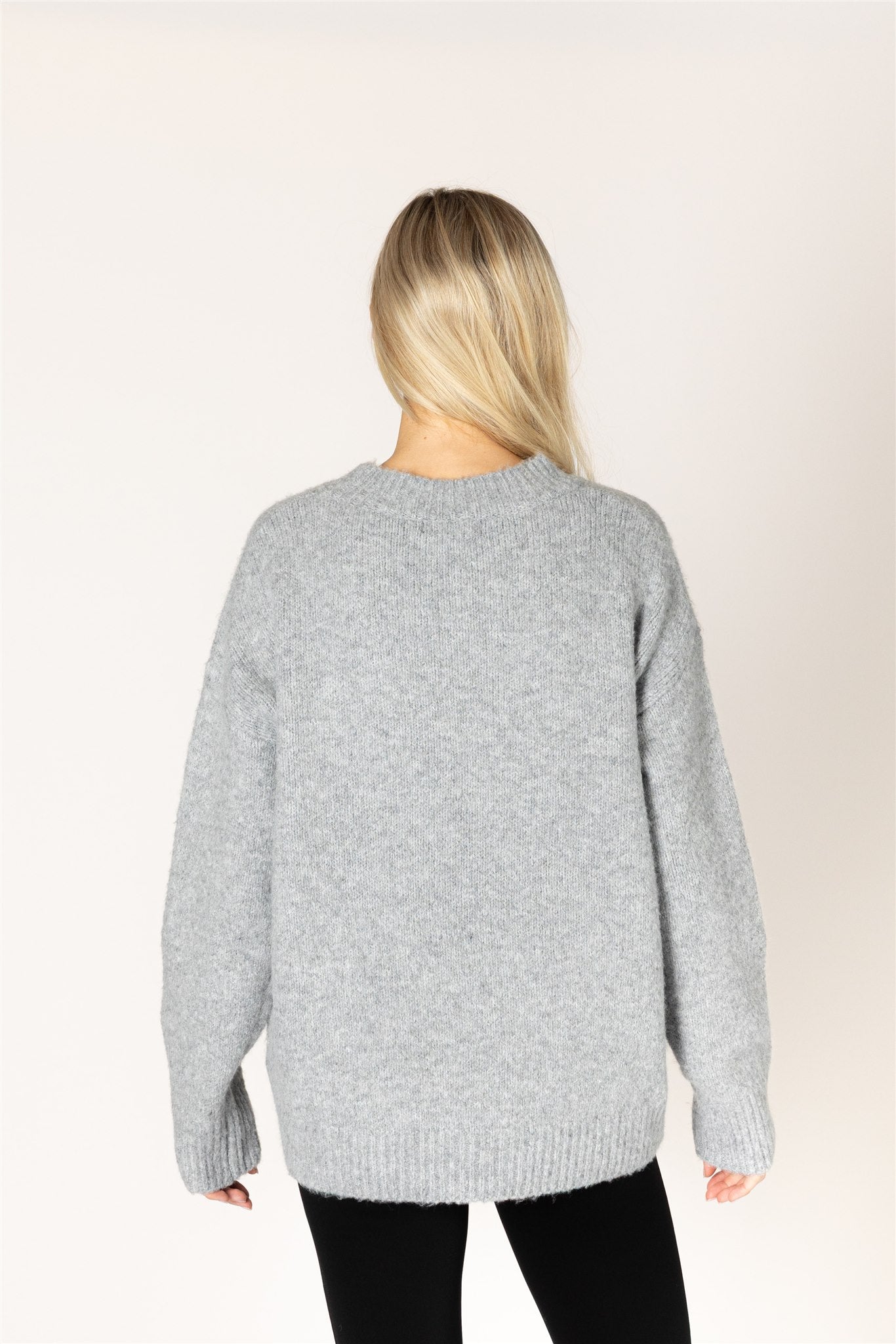 LYLA & LUXE - ATHENA HEART CREW SWEATER