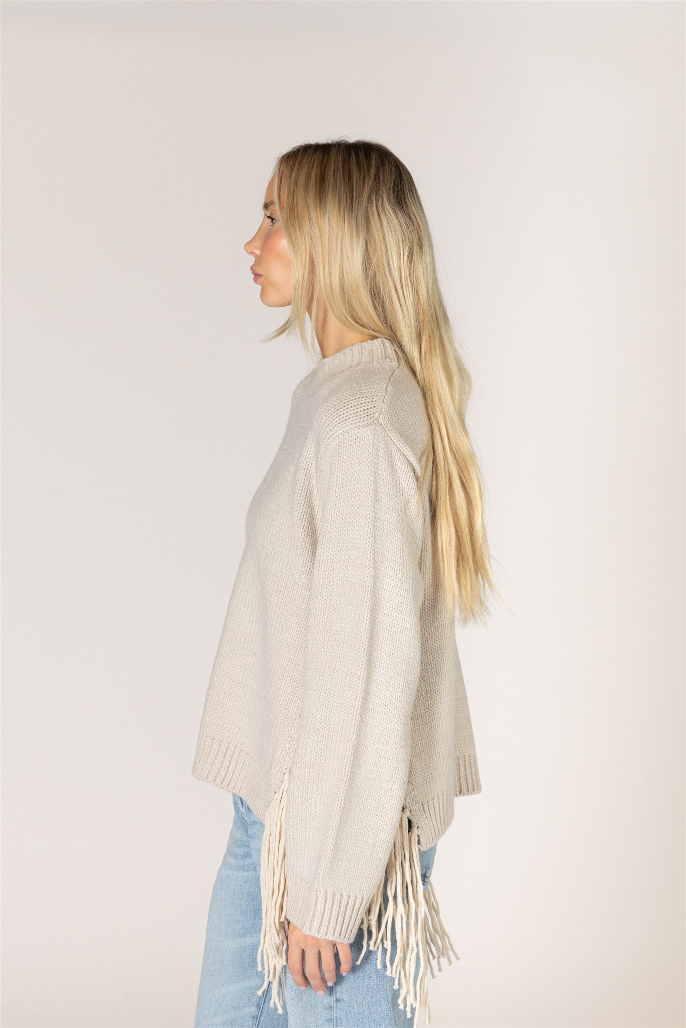 LYLA & LUXE - BUCK NOVELTY TASSEL SWEATER
