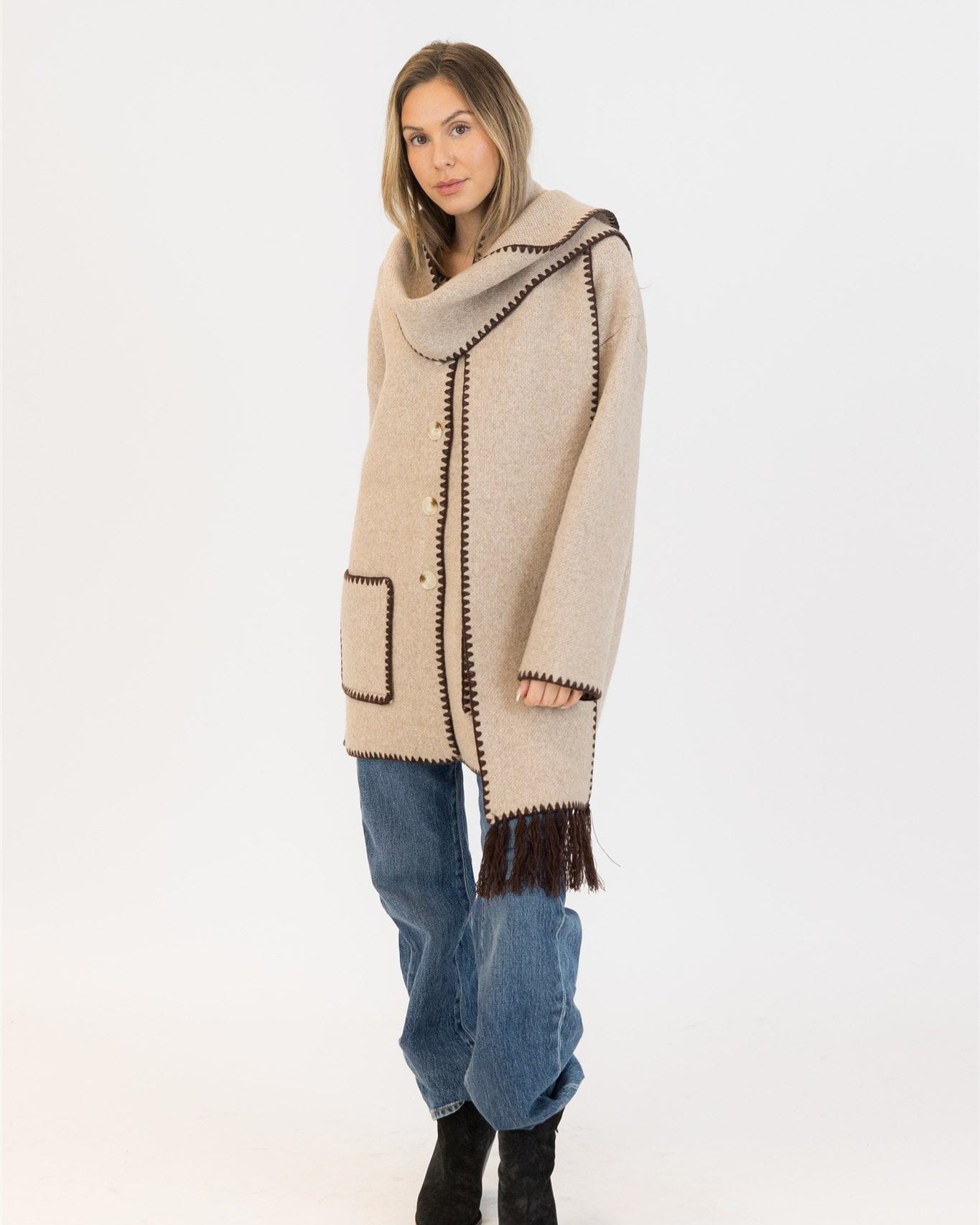 LYLA & LUXE - WOMEN'S DELANEY SHORT COAT