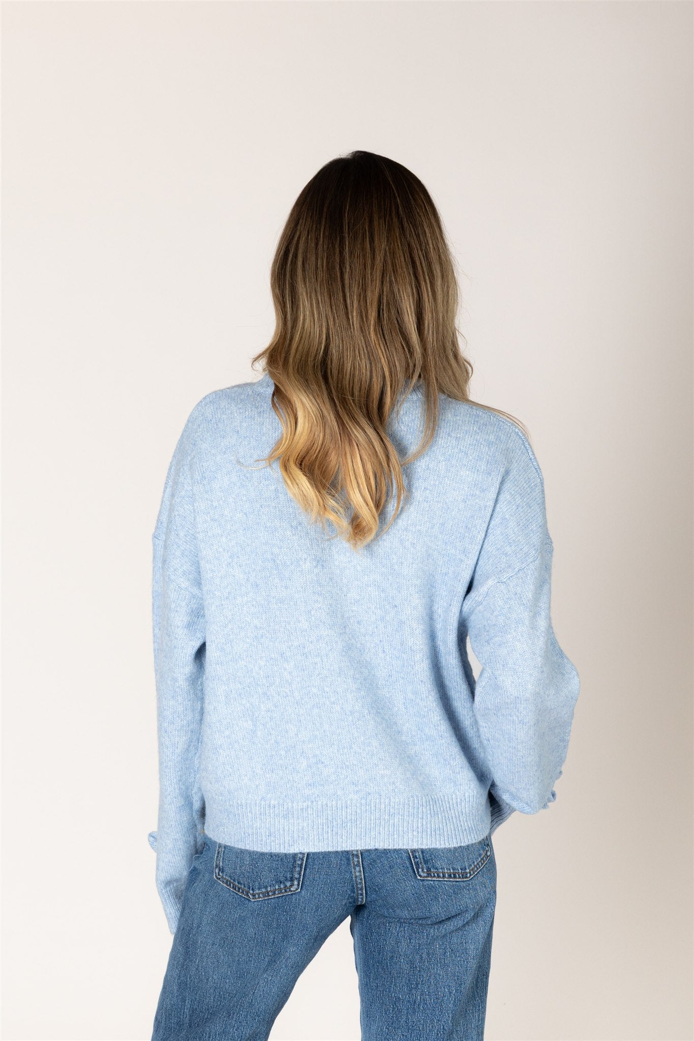 LYLA & LUXE - JESSIEBOW NOVELTY BOW SWEATER