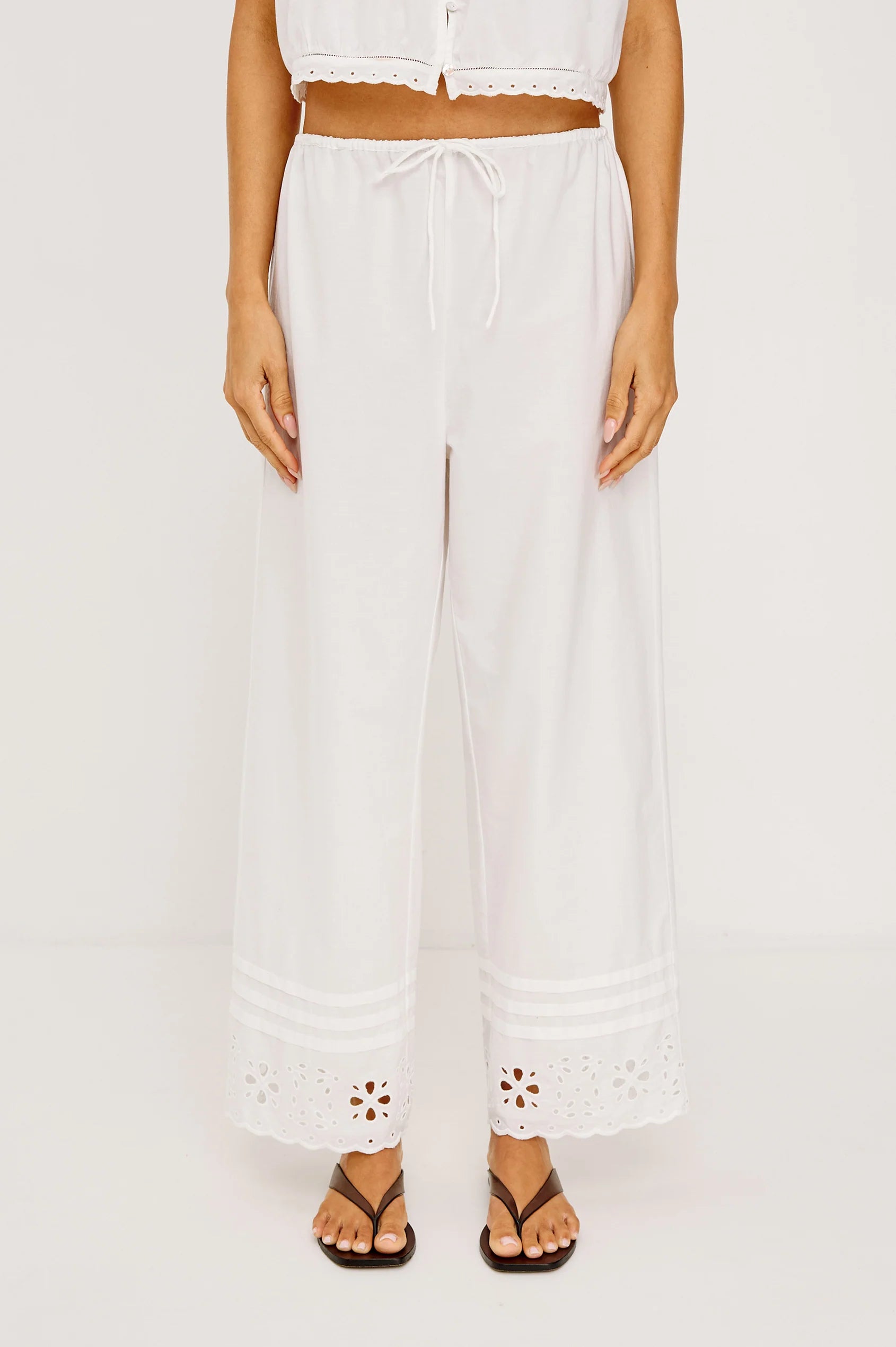RAILS - LYDIA PANT