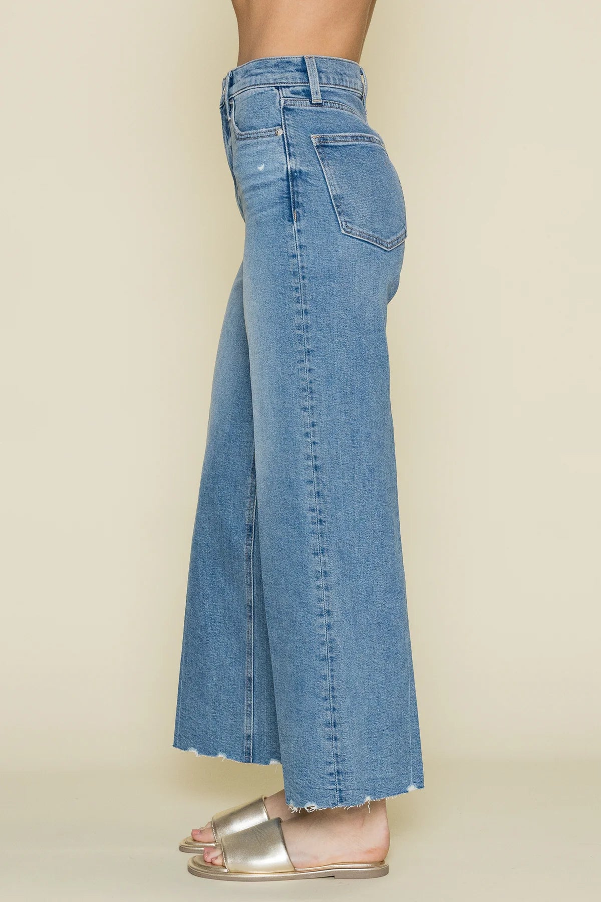 PISTOLA- WOMEN'S LANA CROP JEAN