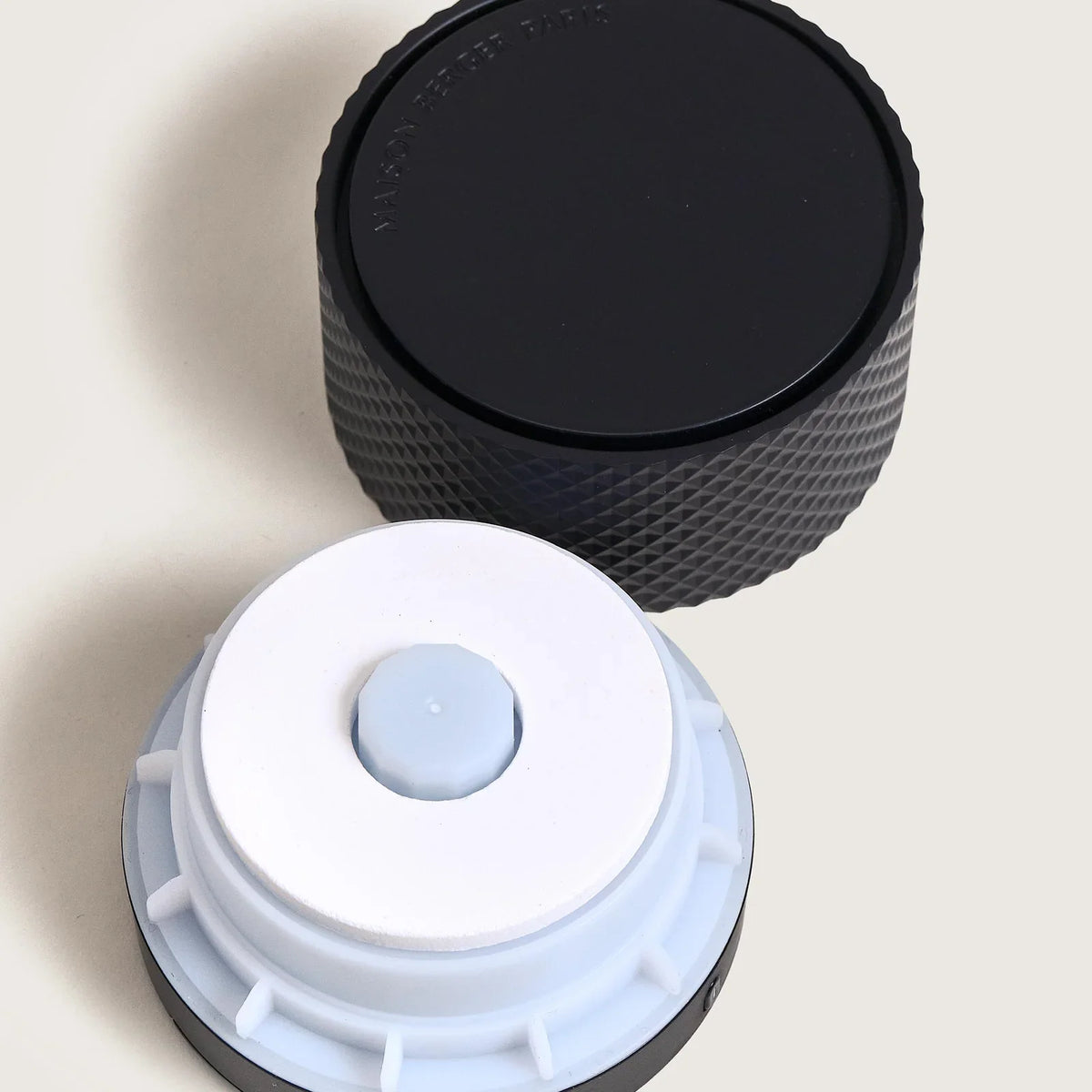 LAMPE BERGER - NOMAD-BLACK+VANILLA GOURMET NOMAD-SAND