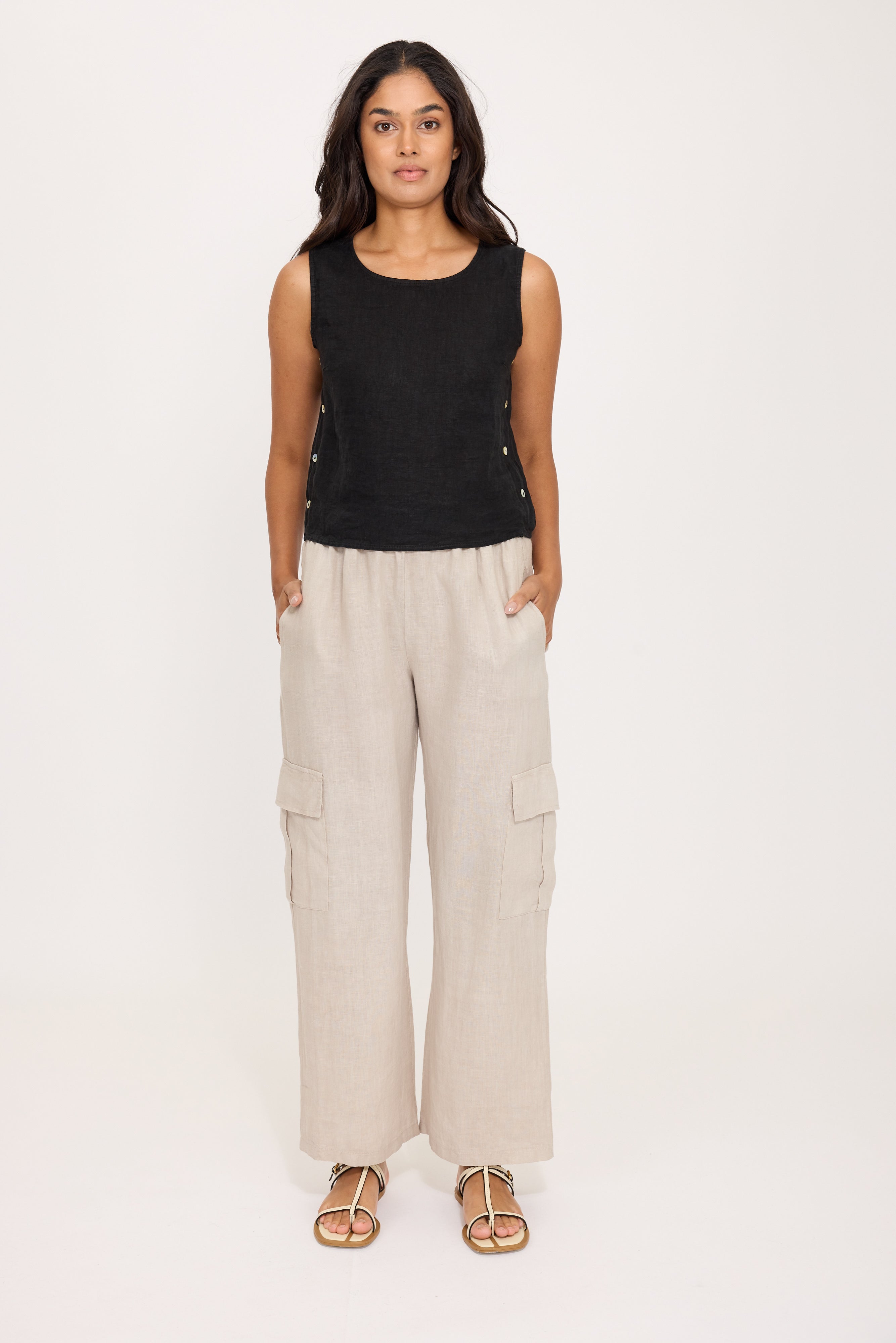 PISTACHE - SLEEVELESS LINEN TOP W/ BUTTON SIDES R-03091