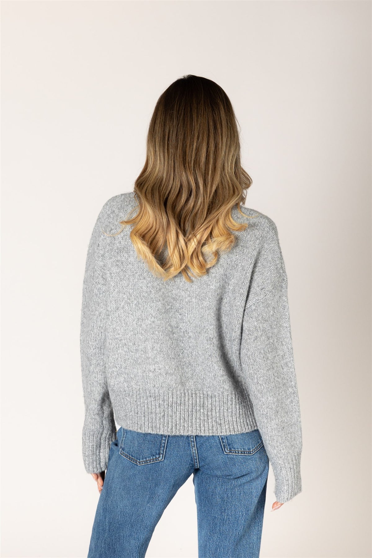 LYLA & LUXE - TIMMY MUST HAVE CREW SWEATER