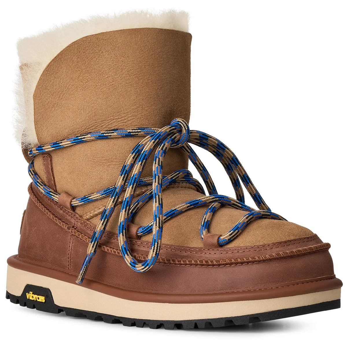 UGG - WOMEN'S CLASSIC TREAD BOOT