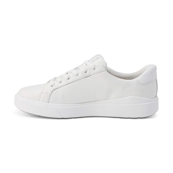 KIZIK - WOMEN'S VEGAS 2 SNEAKER