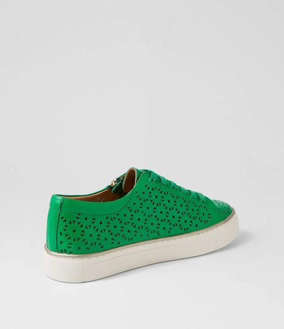 ZIERA- WOMEN'S PANDOE SHOE