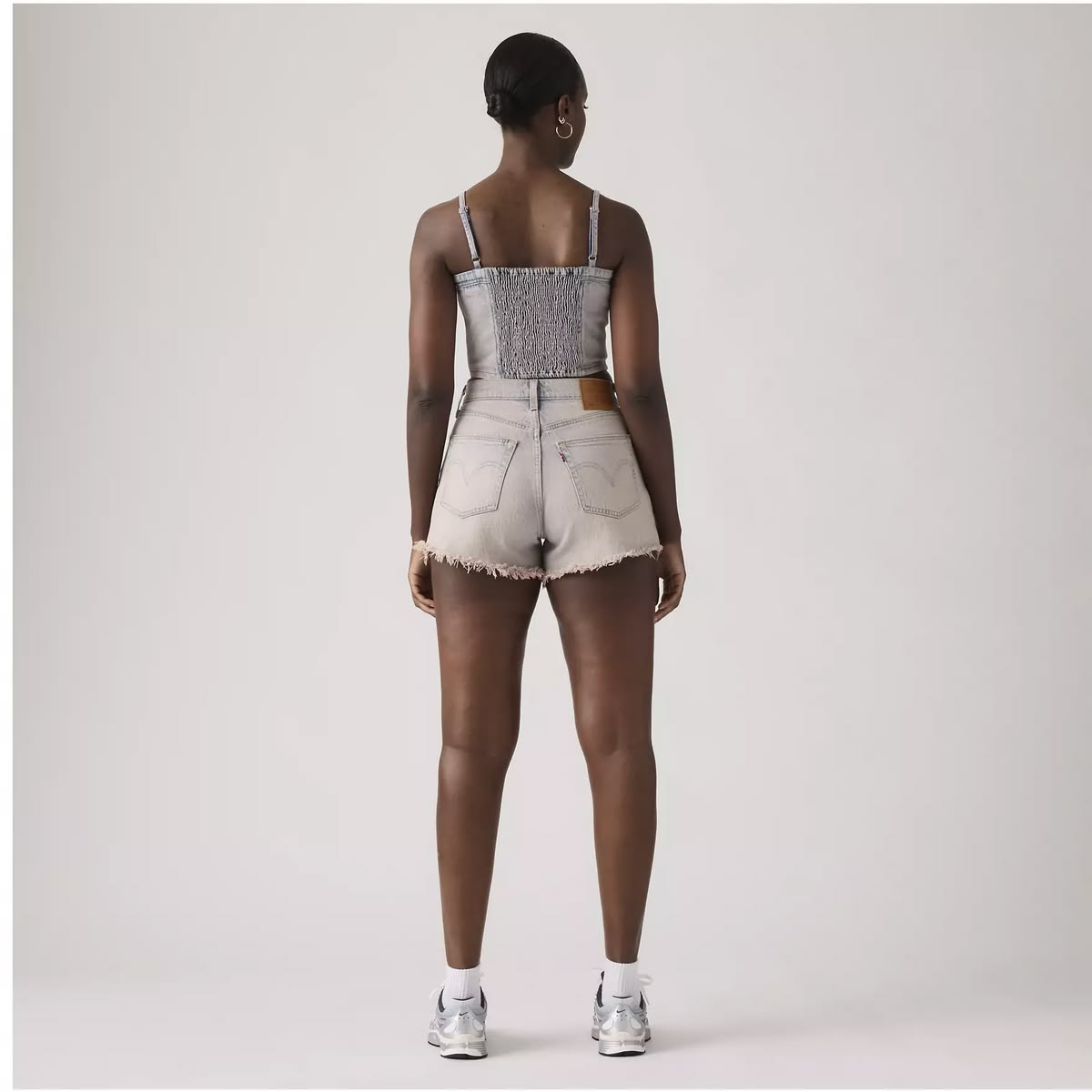 LEVI'S - 501® CURVE SHORT ROSE UP RAW HEM