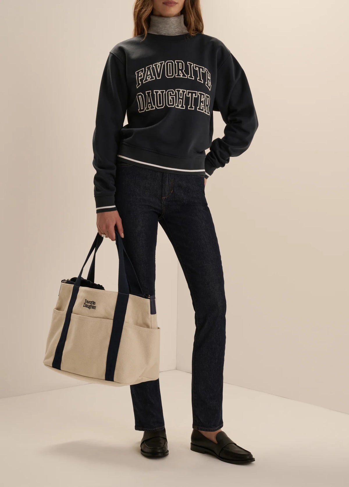 FAVOURTIE DAUGHTER - THE COLLEGIATE CLASSIC SWEATER