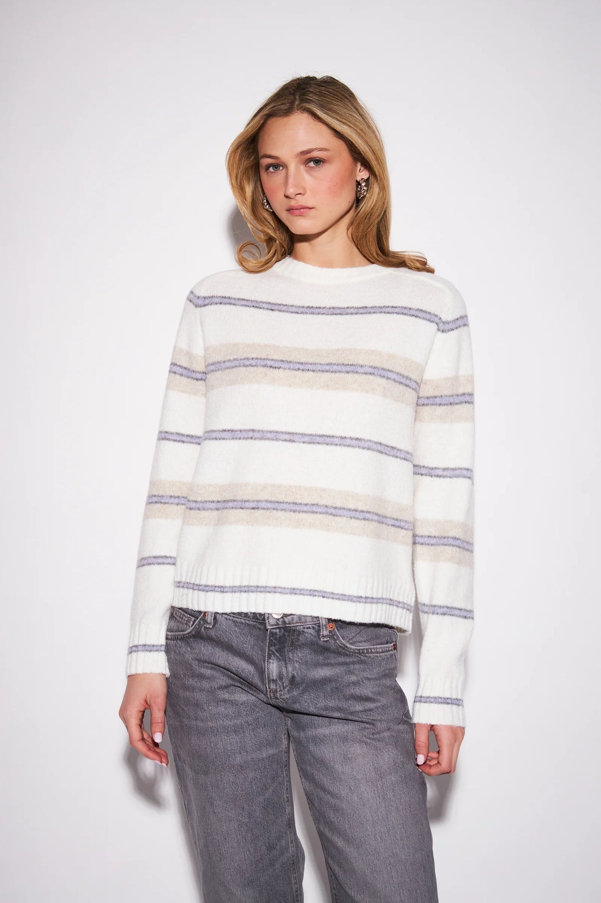 JOHN & JENN - WOMEN'S SKYLER SWEATER