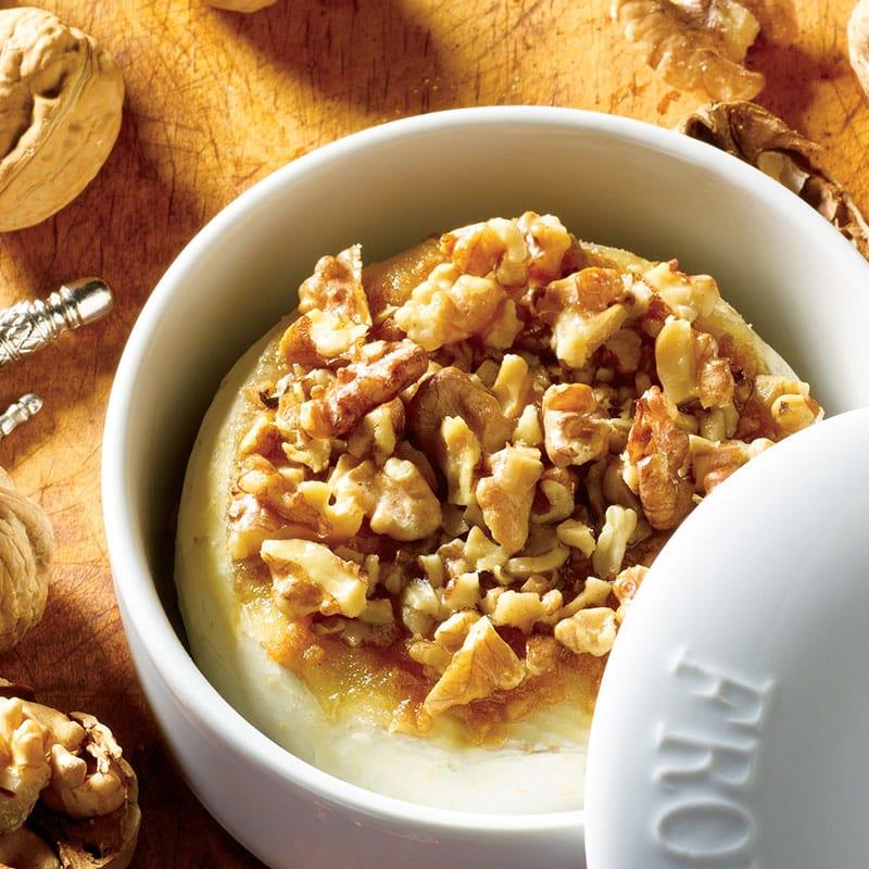 GOURMET DU VILLAGE - MAPLE SUGAR & CRUNCHY WALNUT BAKED BRIE TOPPINGS