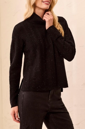 TRIBAL - T- NECK CABLE STITCH SWTR W/SIDE SLITS -BLACK