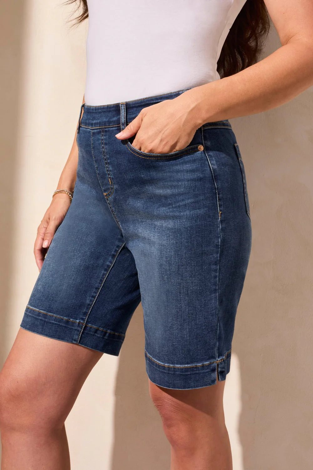TRIBAL- WOMEN'S AUDREY COMFORT STRETCH PULL-ON BERMUDA SHORT