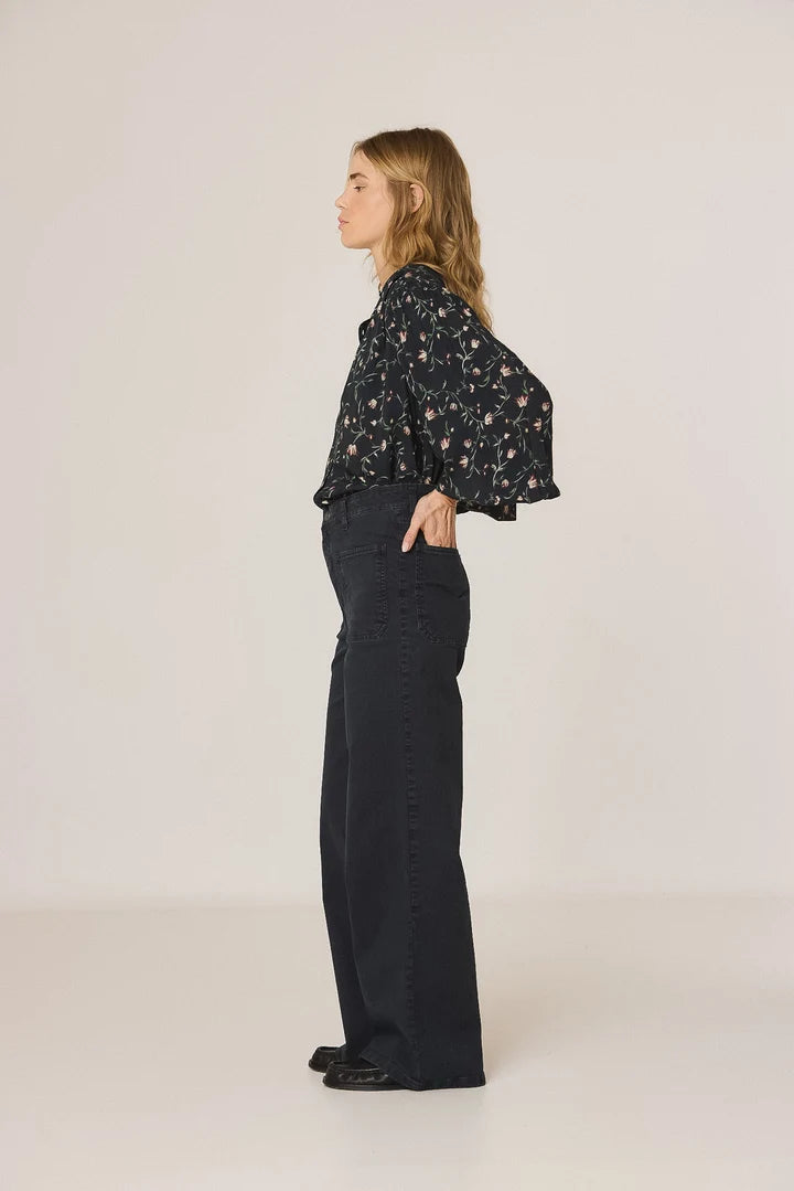 INDI & COLD - FLORAL PRINT SHIRT