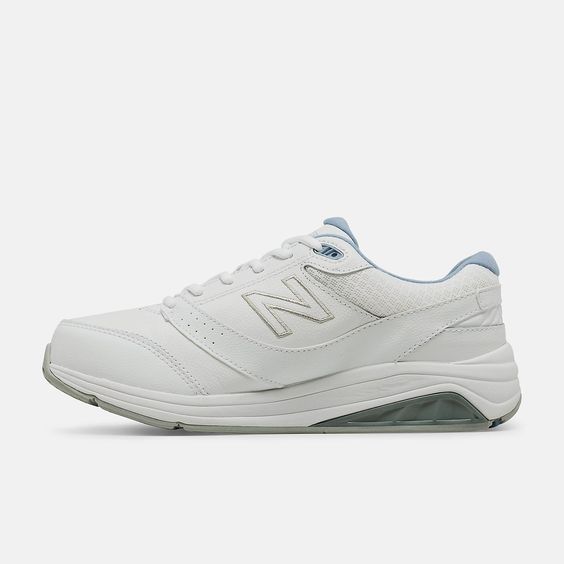 NEW BALANCE- LADIES 928v3 SNEAKER