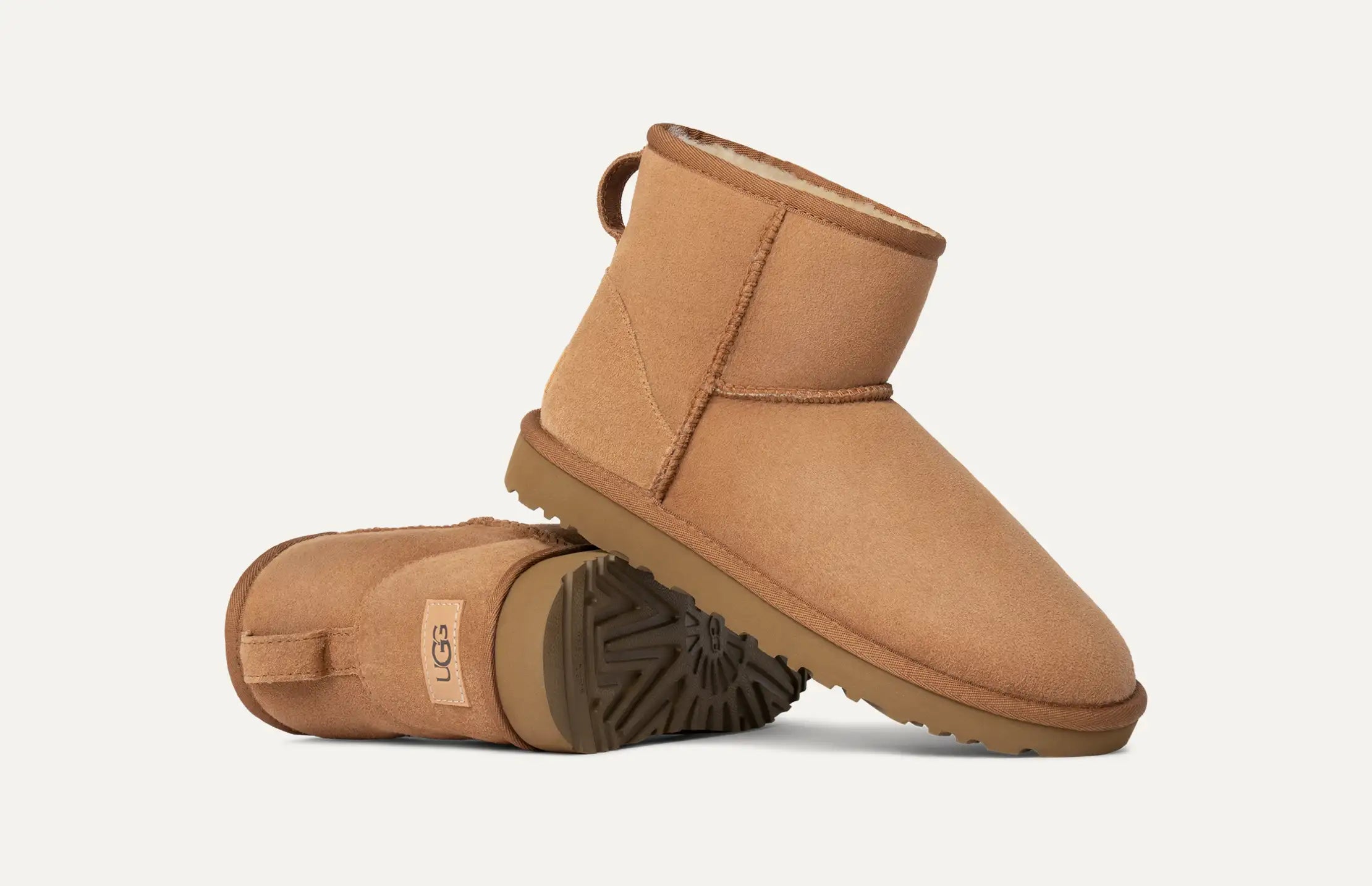 UGG - LADIES CLASSIC MINI II BOOT 