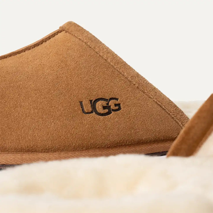 UGG- MENS SCUFF SLIPPER