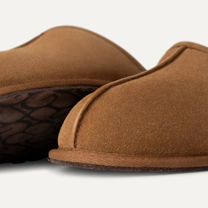 UGG- MENS SCUFF SLIPPER