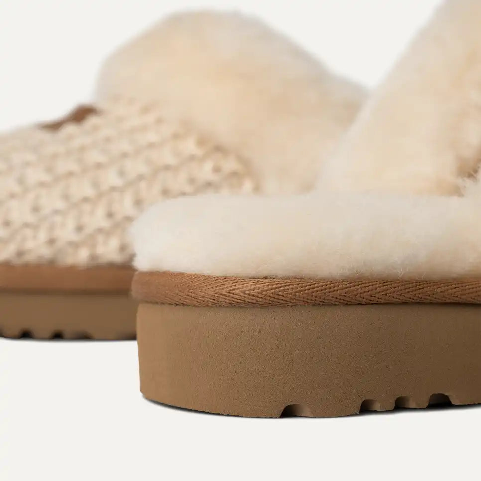 UGG - WOMEN'S COZY SLIPPER