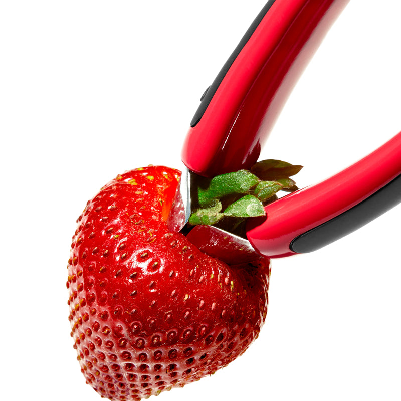 OXO - STRAWBERRY HULLER
