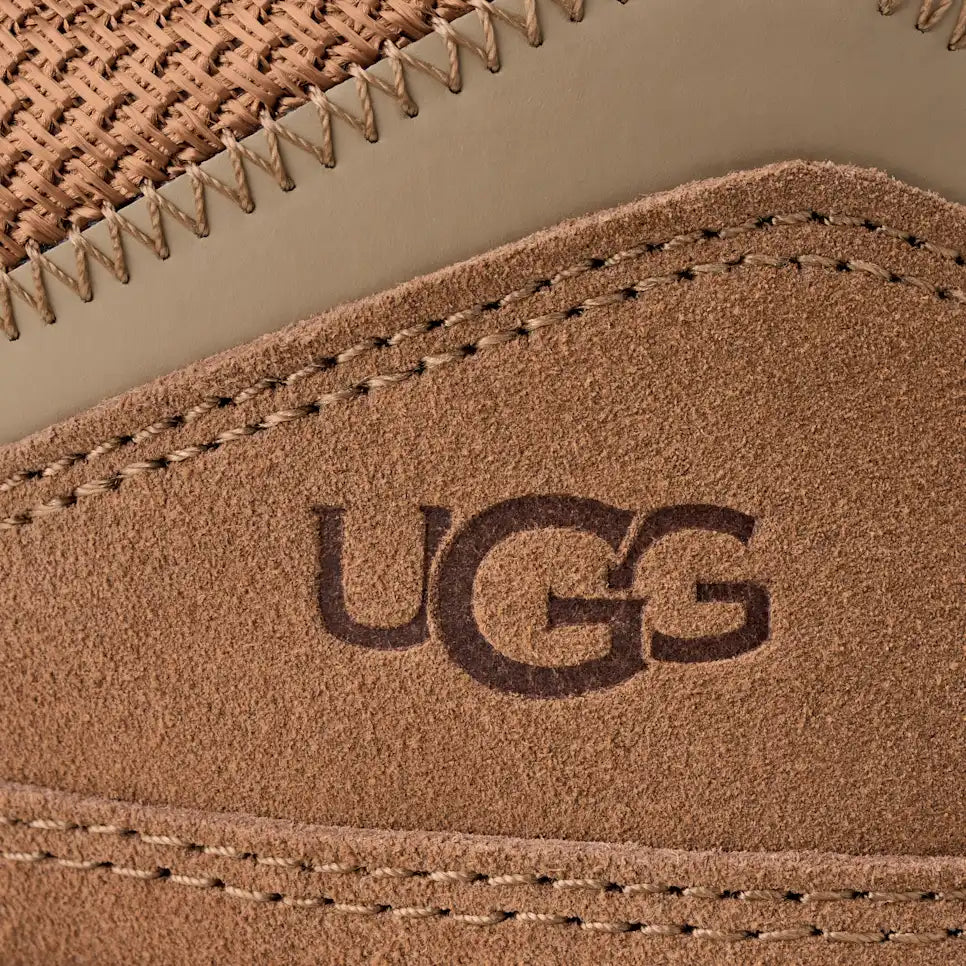 UGG - WOMEN'S LOWMEL SHOE