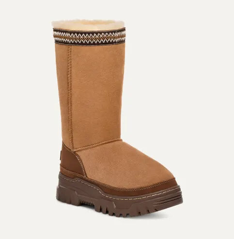UGG- WOMEN'S CLASSIC TALL TRAILGAZER WINTER BOOT