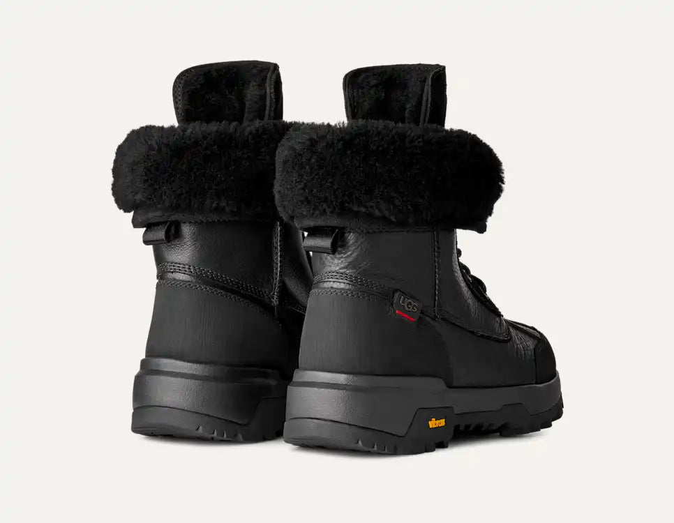 UGG- WOMEN'S ADIRONDACK XXV BOOT