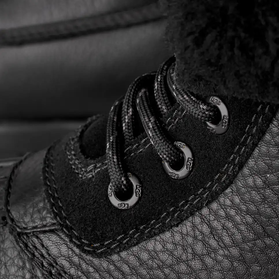 UGG- WOMEN'S ADIRONDACK XXV BOOT