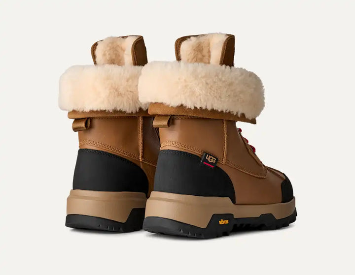 UGG- WOMEN'S ADIRONDACK XXV BOOT