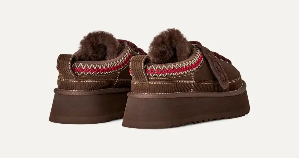 UGG - HERITAGE LACE UP SLIPPER