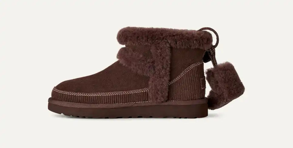 UGG - CLASSIC MINI HERITAGE BOOT