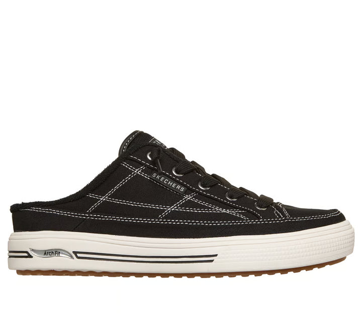 SKECHERS - WOMEN'S ARCH FIT ARCADE SHOE
