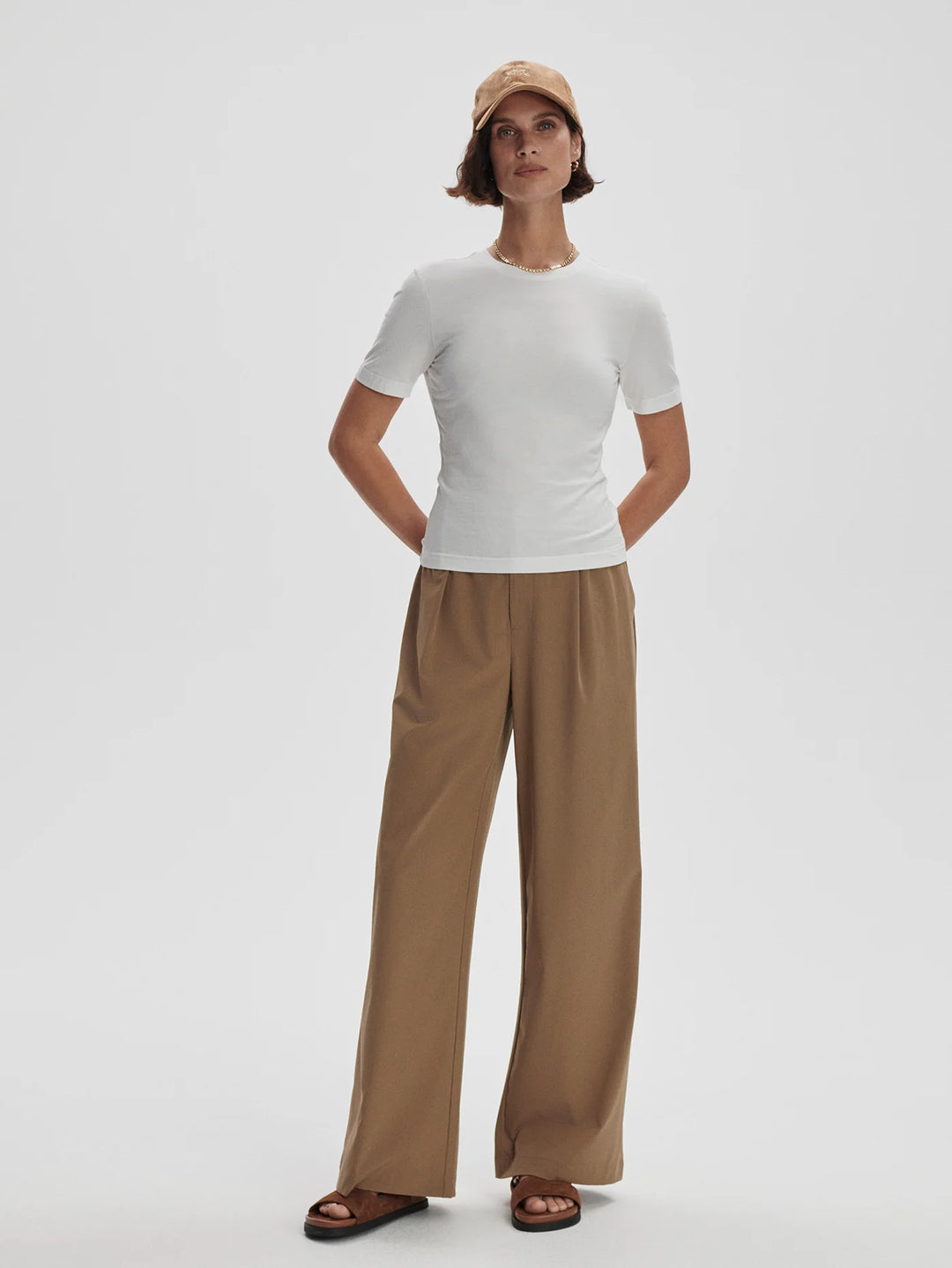 VARLEY- WOMEN'S REGINA FITTED TEE