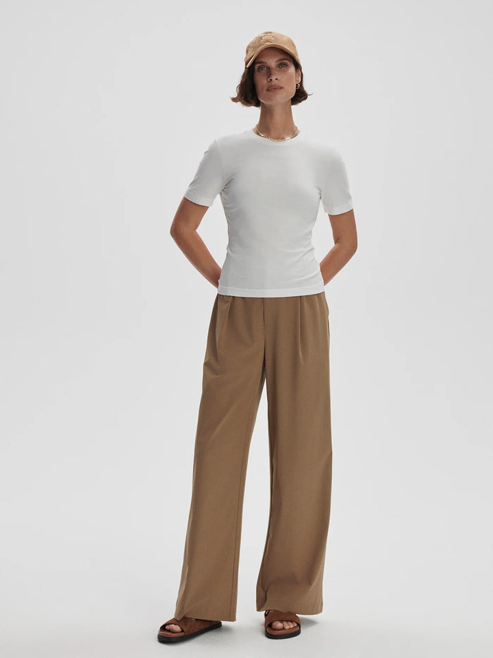 VARLEY- WOMEN'S REGINA FITTED TEE