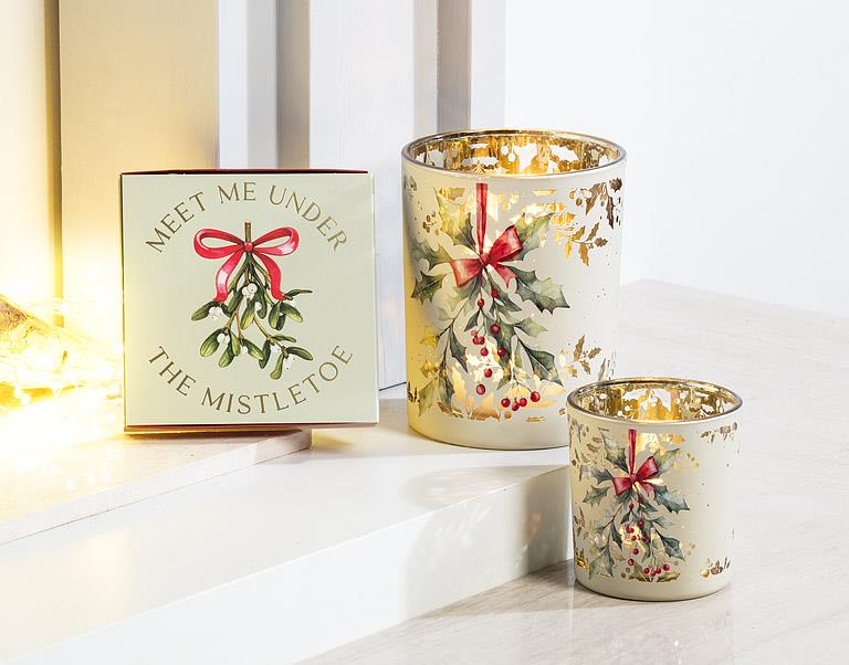 ABBOTT - UNDER THE MISTLETOE MATCHES-100 STKS-4"SQ