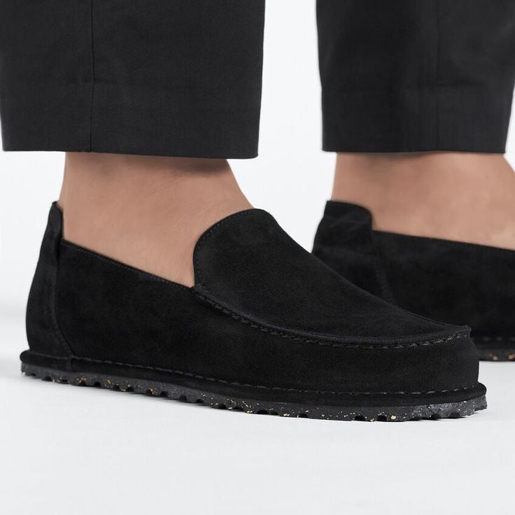 BIRKENSTOCK- MEN'S UTTI SUEDE SHOE